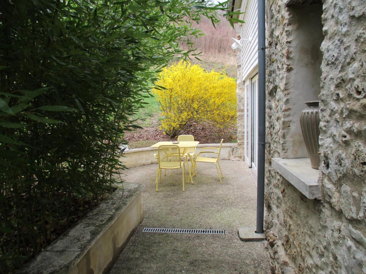 Domaine Du Moulin De L'Etang Bed & Breakfast Châtillon-sur-Marne Екстериор снимка